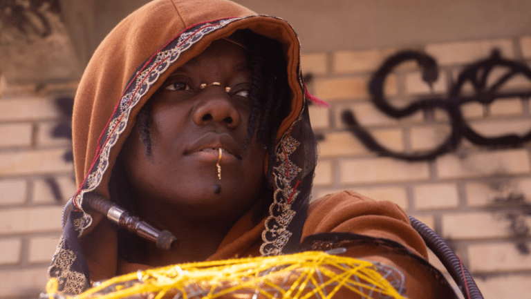 Marissol Mwaba lança "Lua Ferida", uma ode à resiliência