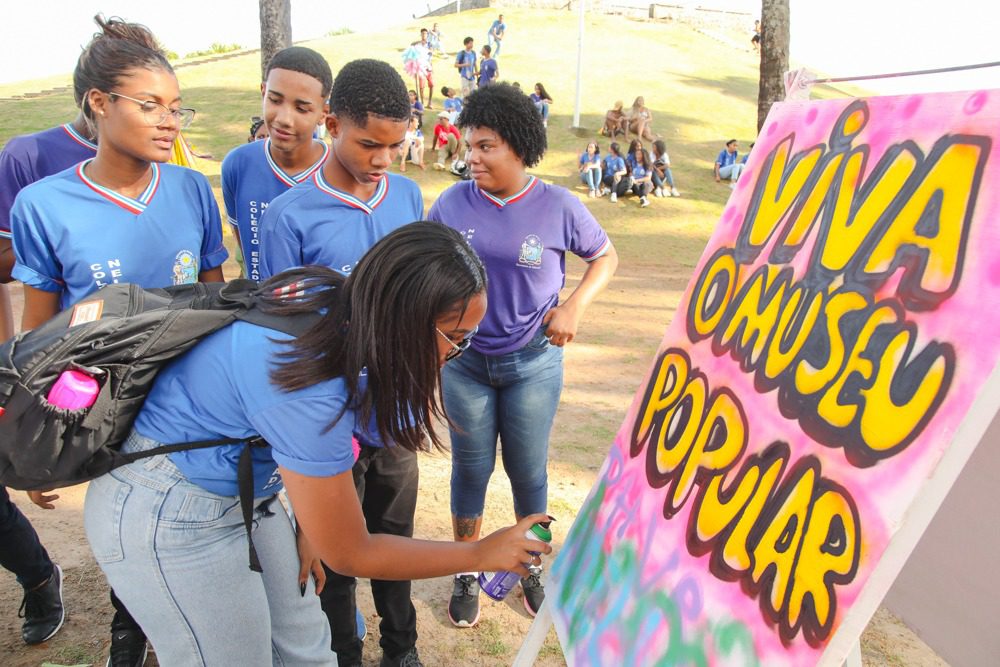 Projeto “Arte de Rua nas Escolas” leva inspiração e criatividade para o ambiente educacional