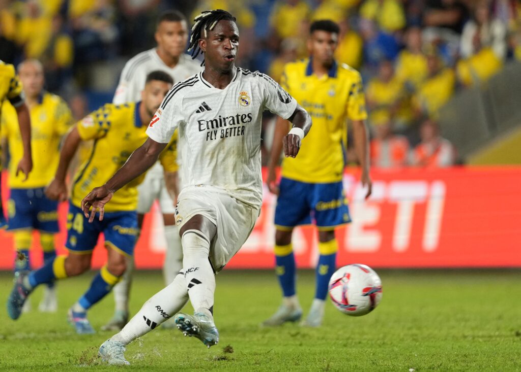 Vinicius Jr. diz que combinou com colegas de  Real Madrid abandonar o campo em caso de novas manifestações racistas