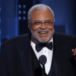 Dono da lendária voz de Mufasa e Darth Vader, James Earl Jones, morre aos 93 anos