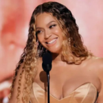 Beyoncé estaria negociando mega show na Praia de Copacabana, segundo O Globo