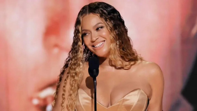 Beyoncé estaria negociando mega show na Praia de Copacabana, segundo O Globo