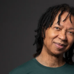 “Origem”: Som Livre lança álbum com as primeiras músicas de Djavan gravadas pelo cantor antes de seu primeiro disco